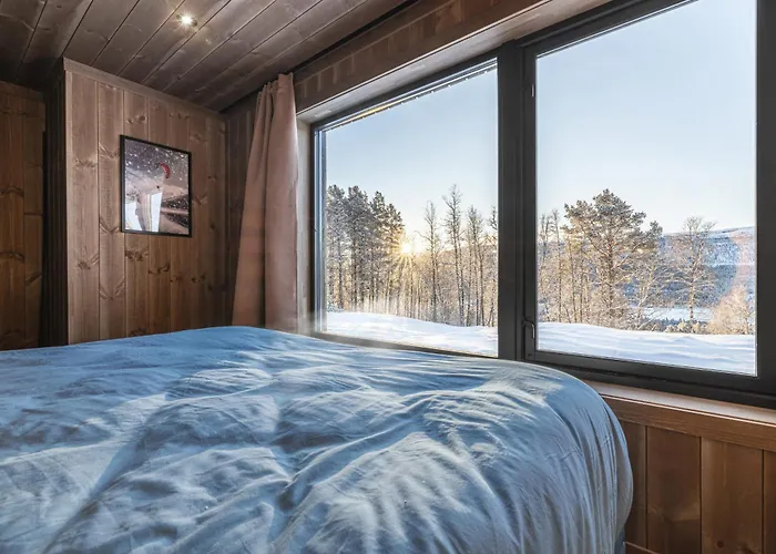 Feriehus New Luxury In With Hot Tub, Mountain Views & Access Geilo